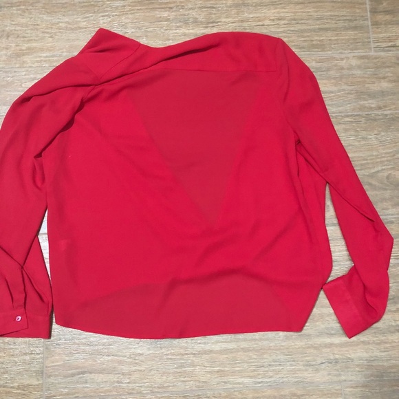 Red blouse - Picture 5 of 5